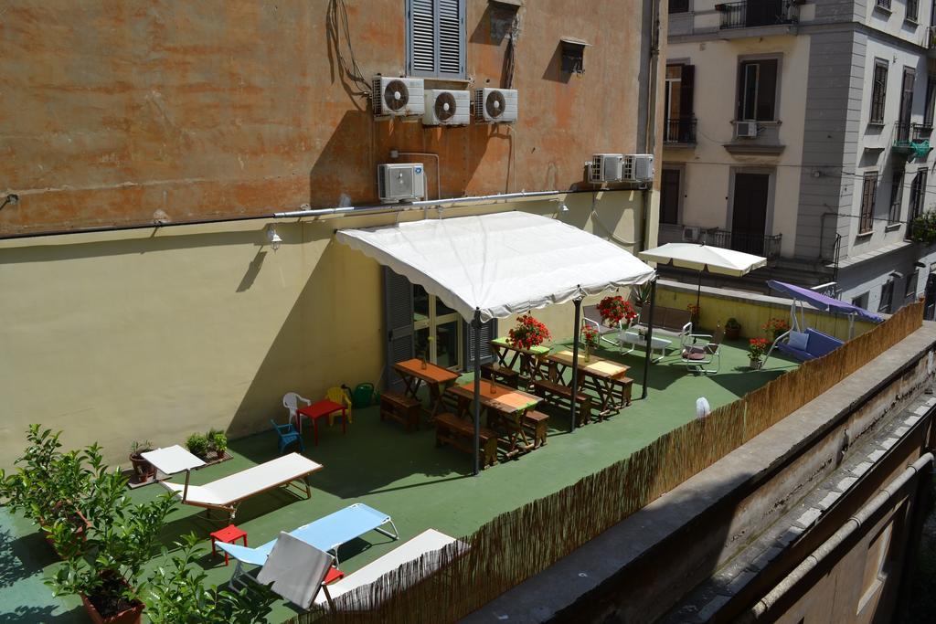 B&B Anna'S Family Terrace Napoli Eksteriør billede