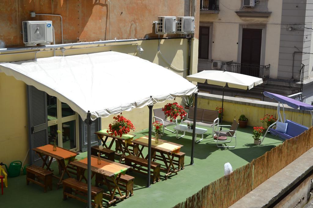 B&B Anna'S Family Terrace Napoli Eksteriør billede